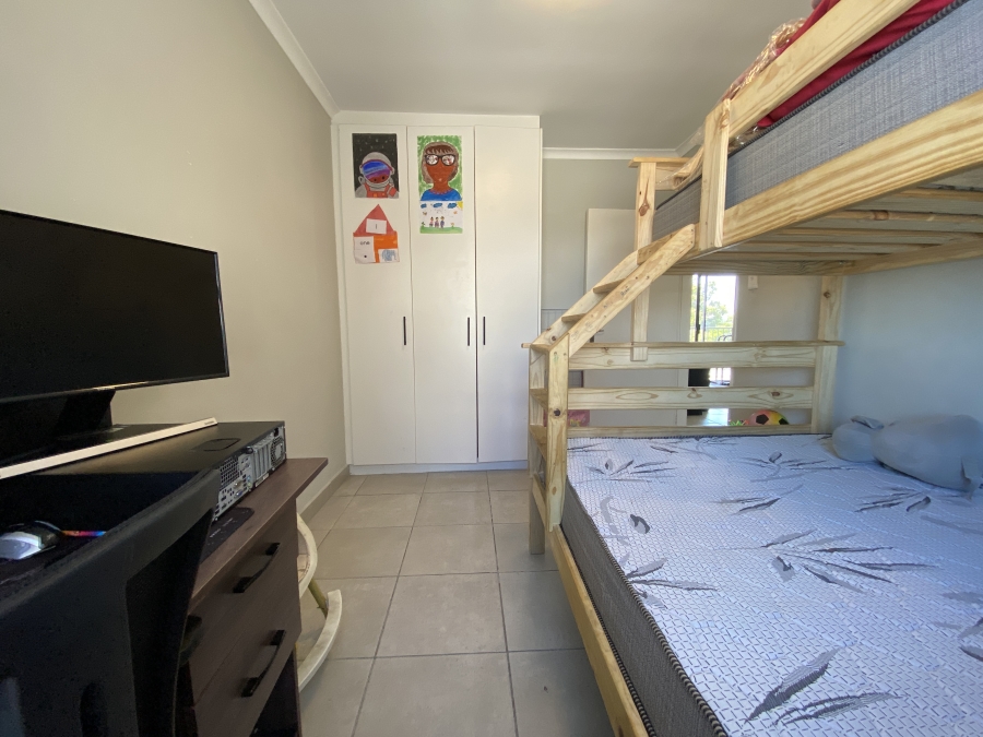 2 Bedroom Property for Sale in De La Haye Western Cape